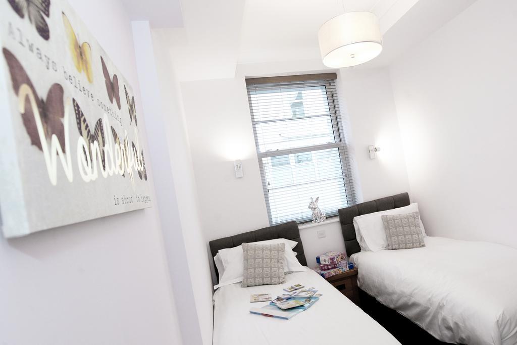 Austens Apartments Торки Экстерьер фото
