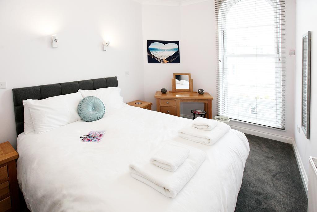 Austens Apartments Торки Экстерьер фото