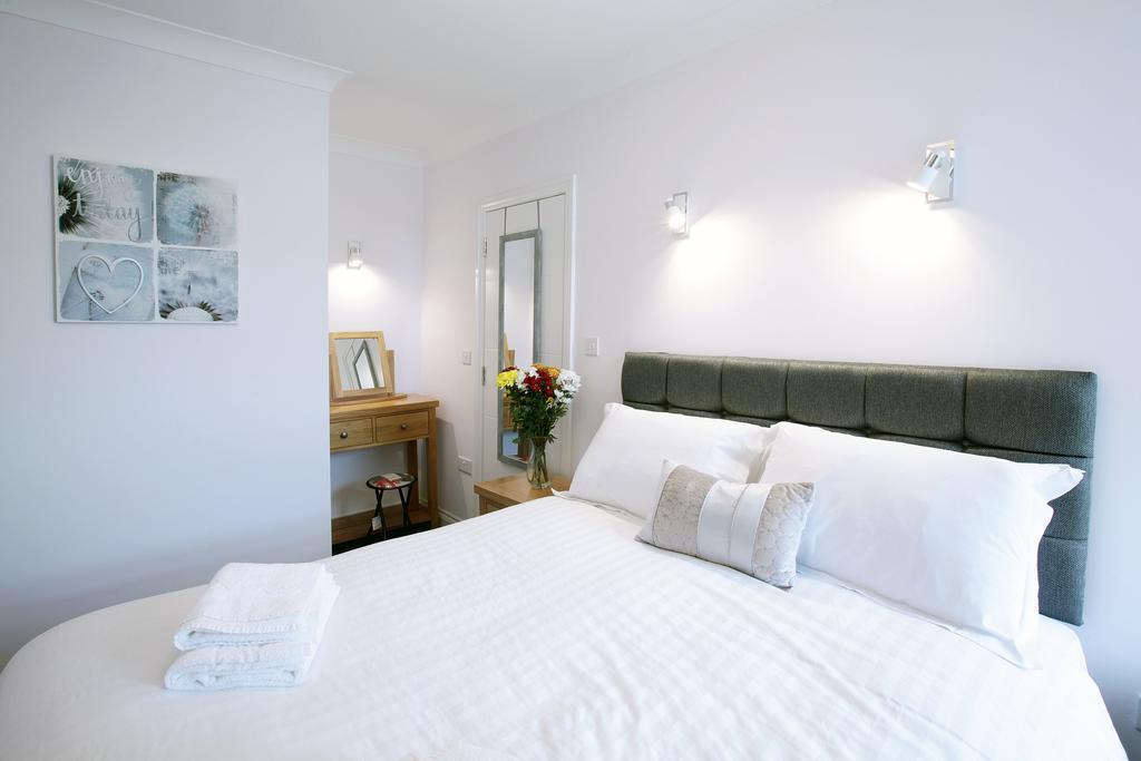 Austens Apartments Торки Экстерьер фото