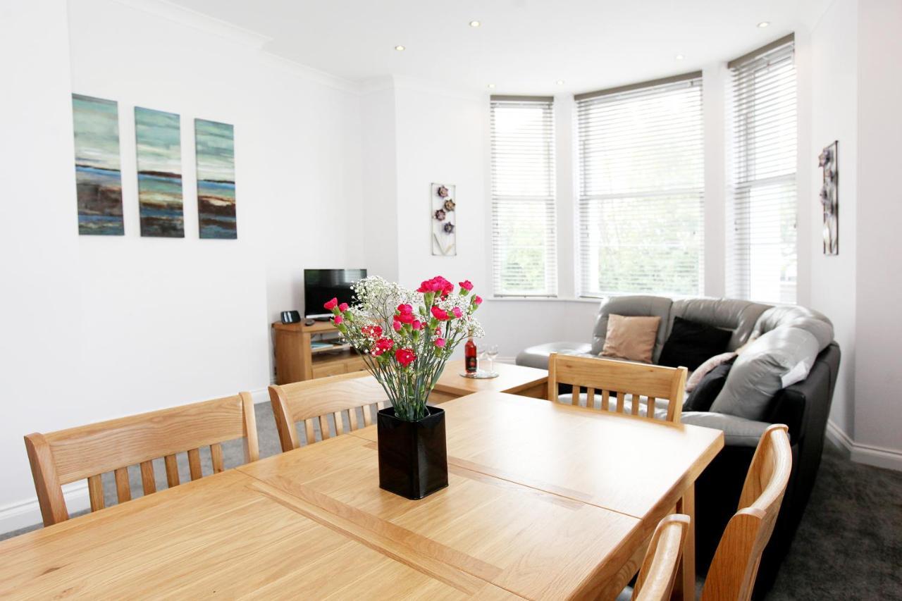 Austens Apartments Торки Экстерьер фото