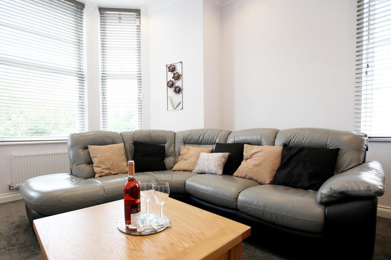 Austens Apartments Торки Экстерьер фото